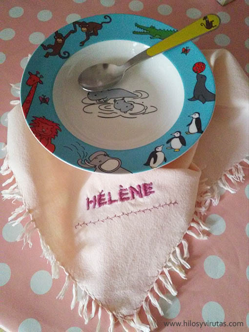 servilleta bordada maquina de coser