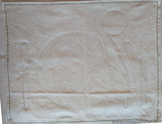 trazar contorno cubiertos plato