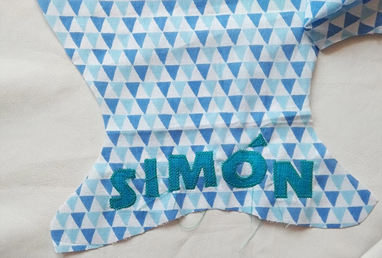 SIMON APLICACIONES NOMBRE TELA